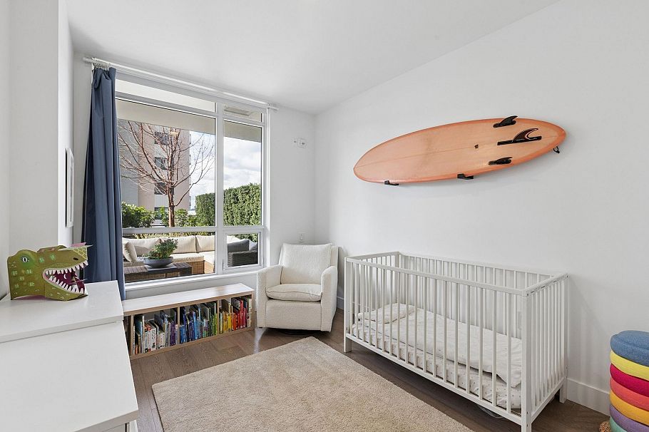 208 177 W 3rd Street North Vancouver, BC - 19