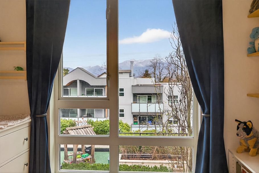 413 2477 Carolina Street Vancouver, BC - 21