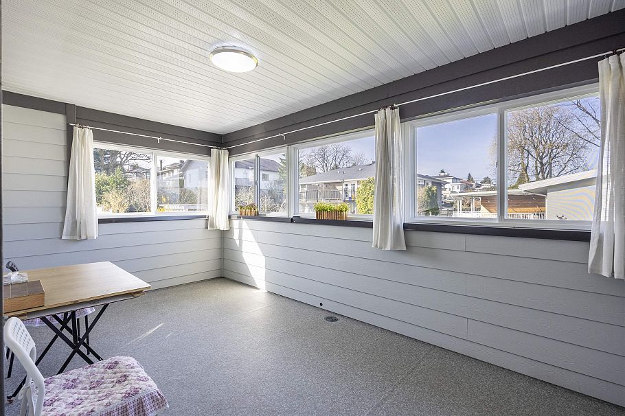 4036 Moscrop Street Burnaby, BC - 31