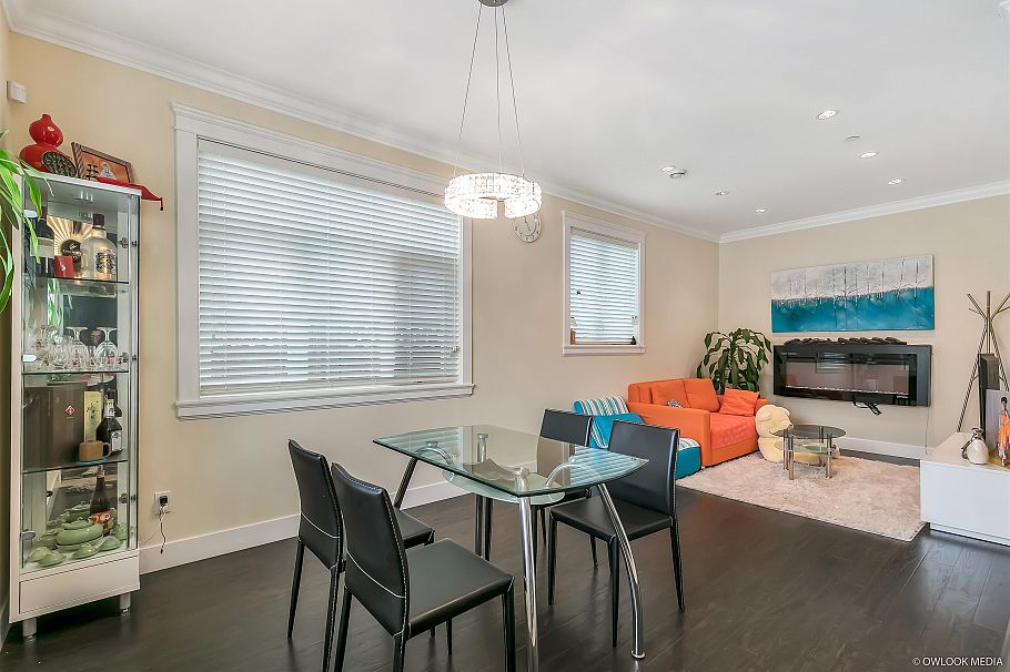 1178 E 12th Avenue Vancouver, BC - 8