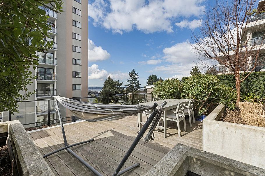 208 177 W 3rd Street North Vancouver, BC - 26