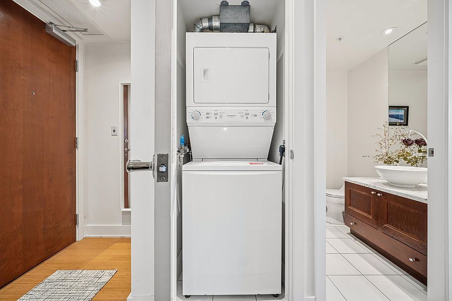 1602 1863 Alberni Street Vancouver, BC - 18