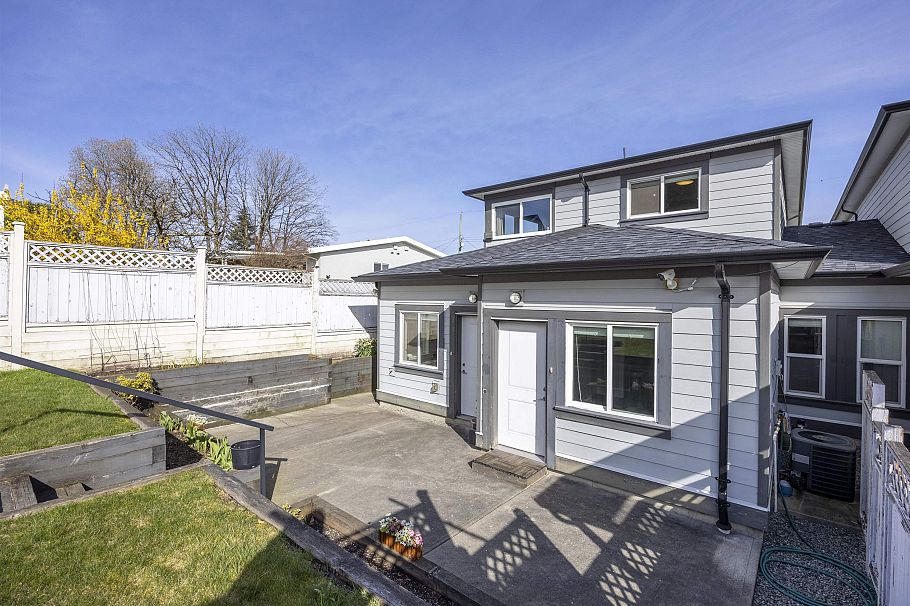 4036 Moscrop Street Burnaby, BC - 33