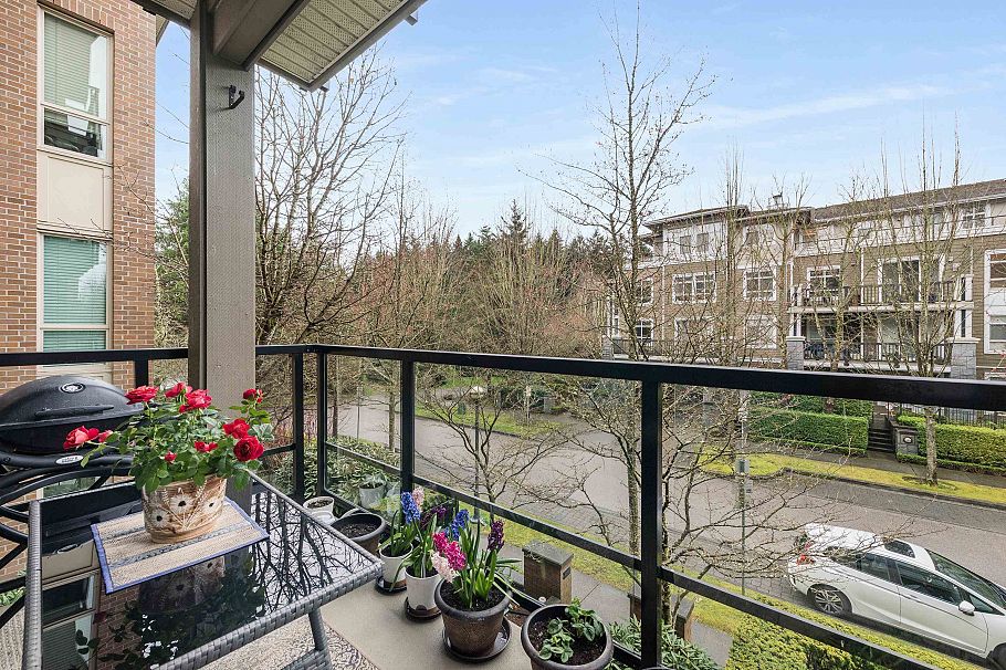 202 6268 Eagles Drive Vancouver, BC - 4