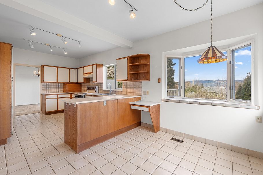 4667 Simpson Avenue Vancouver, BC - 7