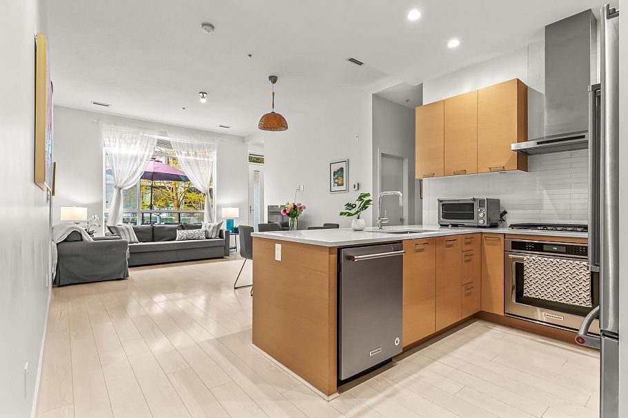 117 3581 Ross Drive Vancouver, BC - 1