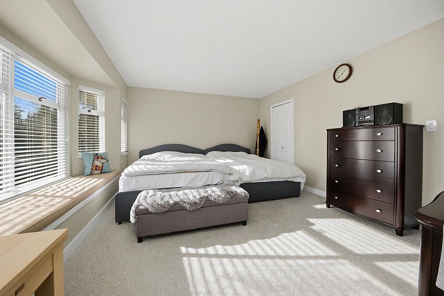 817 Roche Point Drive North Vancouver, BC - 24