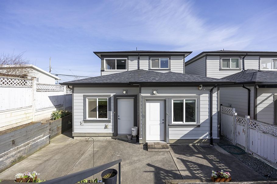 4036 Moscrop Street Burnaby, BC - 32