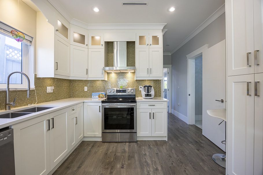 4036 Moscrop Street Burnaby, BC - 13