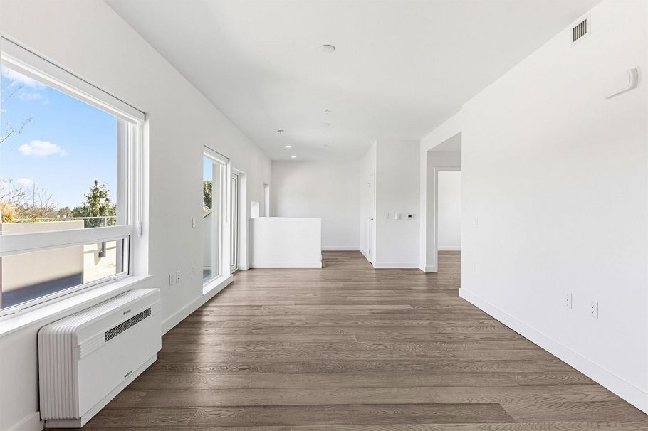 302 3590 W 39th Avenue Vancouver, BC - 8