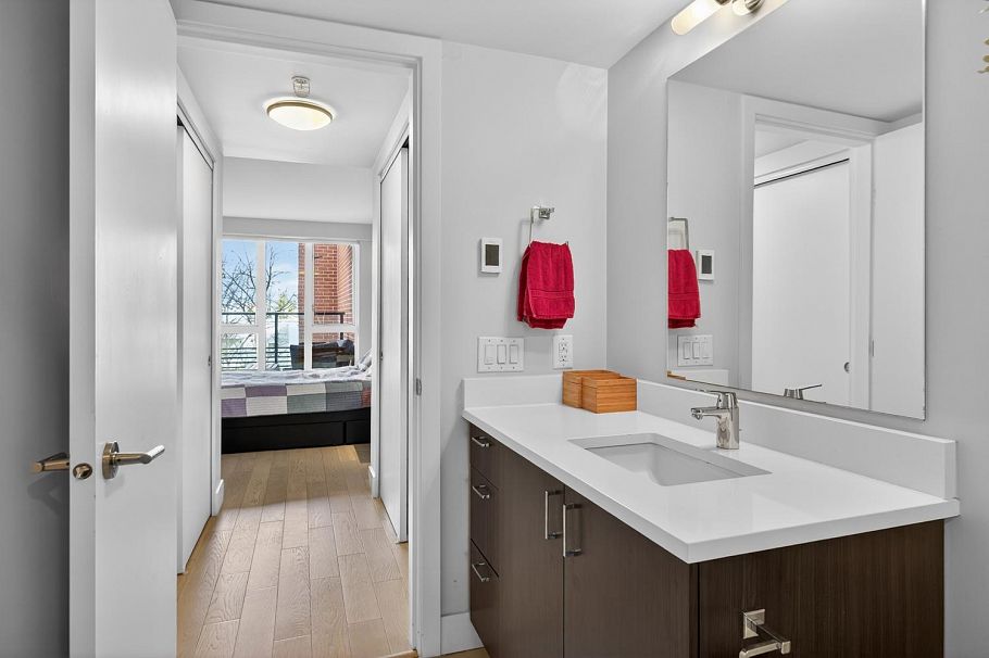 413 2477 Carolina Street Vancouver, BC - 17