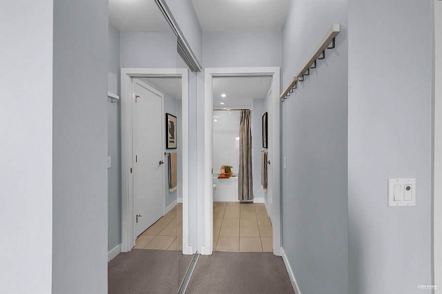 207 111 E 3rd Street North Vancouver, BC - 17