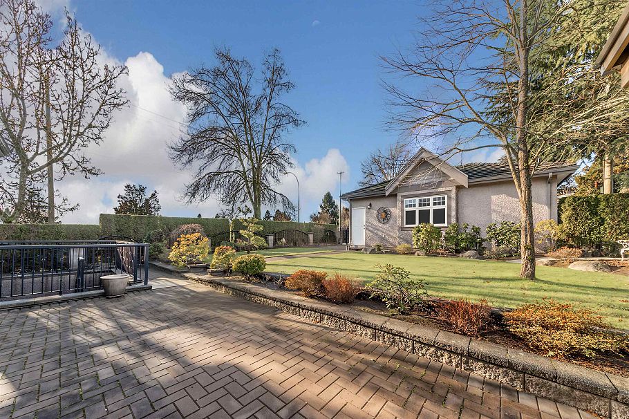 6981 Laurel Street Vancouver, BC - 2