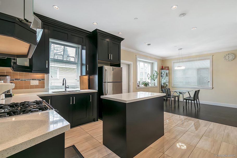 1178 E 12th Avenue Vancouver, BC - 5