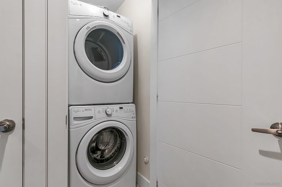 1178 E 12th Avenue Vancouver, BC - 18