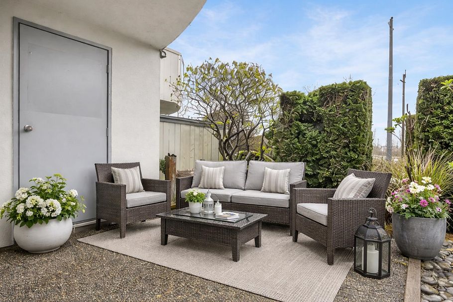 8489 Nanaimo Street Vancouver, BC - 35