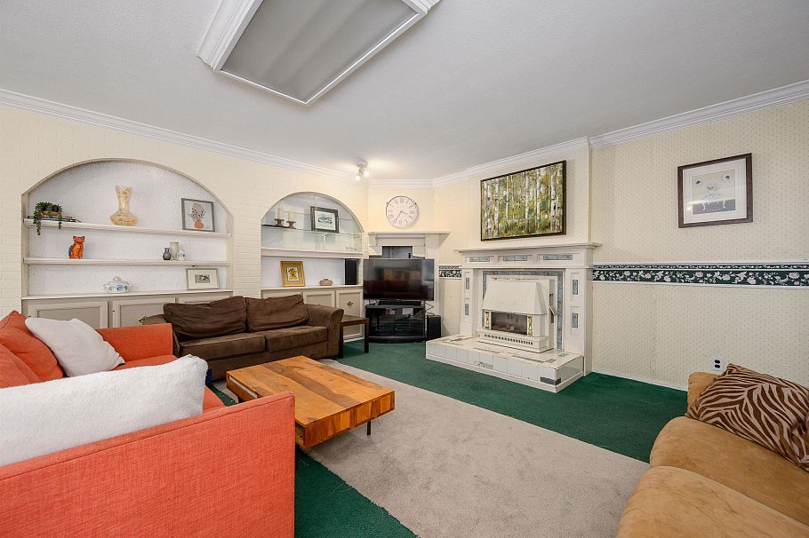 1355 Frederick Road North Vancouver, BC - 8