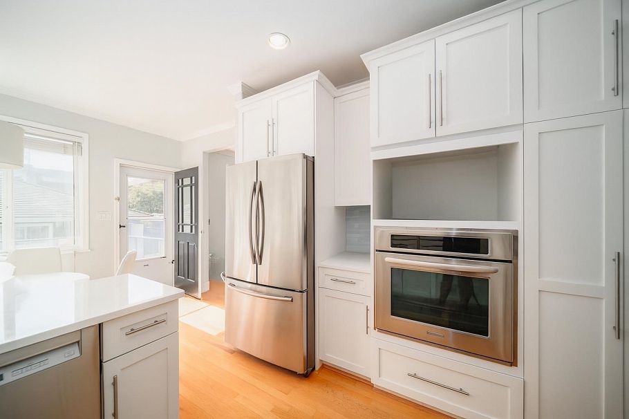 2726 W 42nd Avenue Vancouver, BC - 8