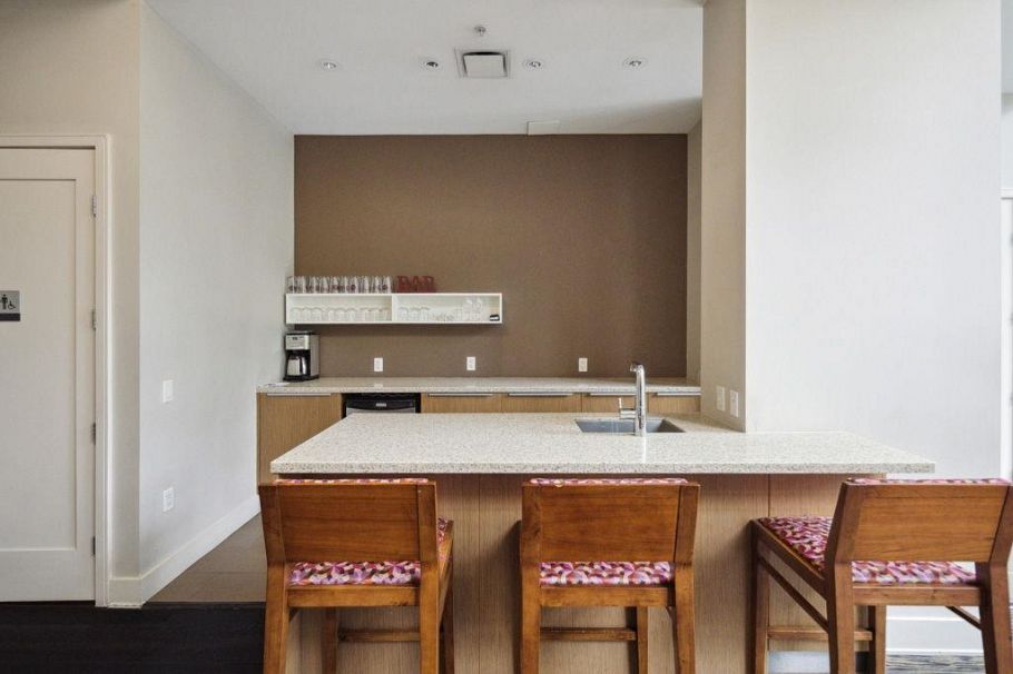 603 181 Athletes Way Vancouver, BC - 31