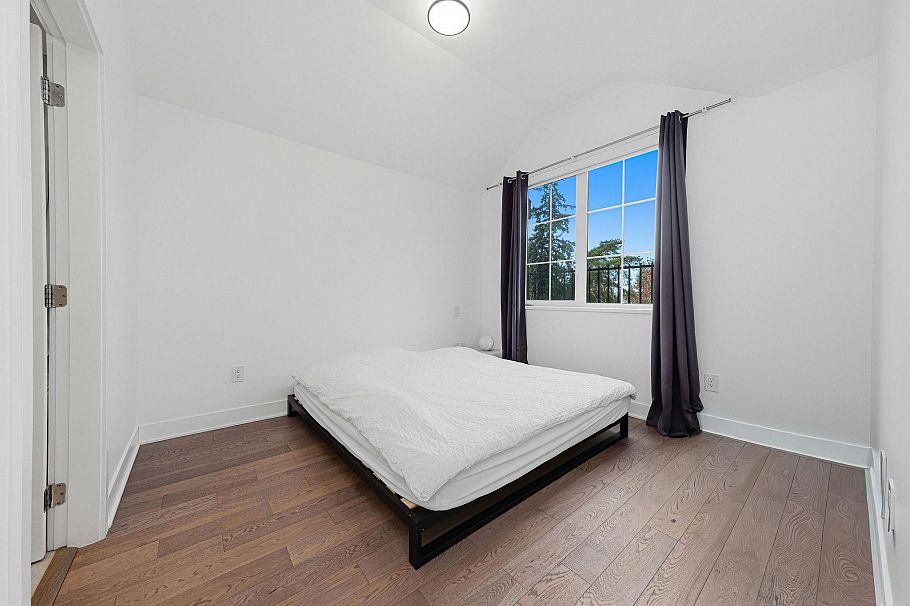 119 2070 Curling Road North Vancouver, BC - 13