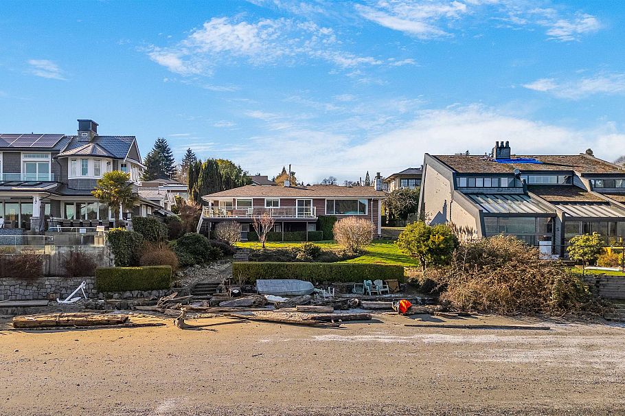 450 Beachview Drive North Vancouver, BC - 11