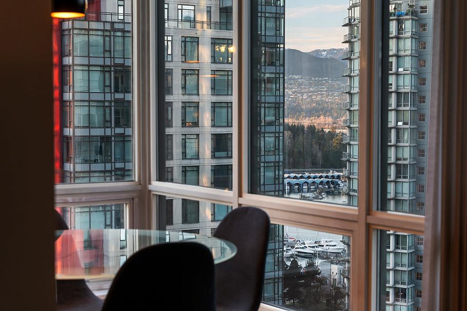 2103 1166 Melville Street Vancouver, BC - 3