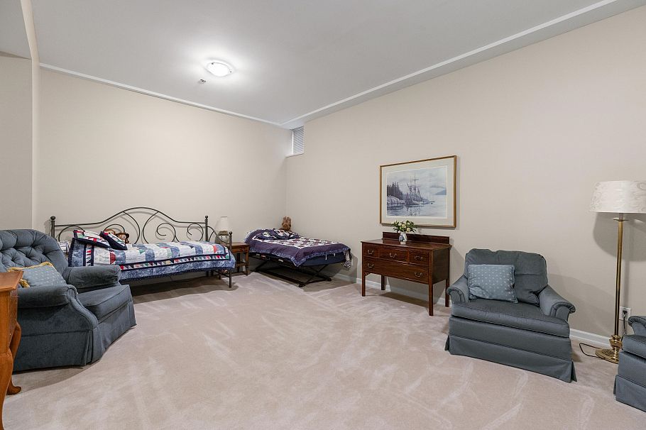 10 5880 Hampton Place Vancouver, BC - 25