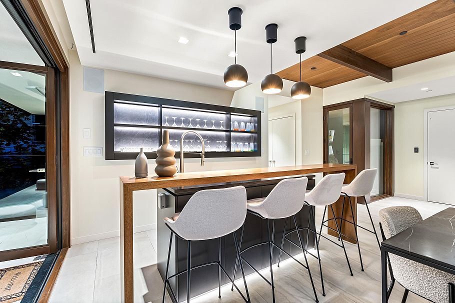 1840 Naomi Place North Vancouver, BC - 37