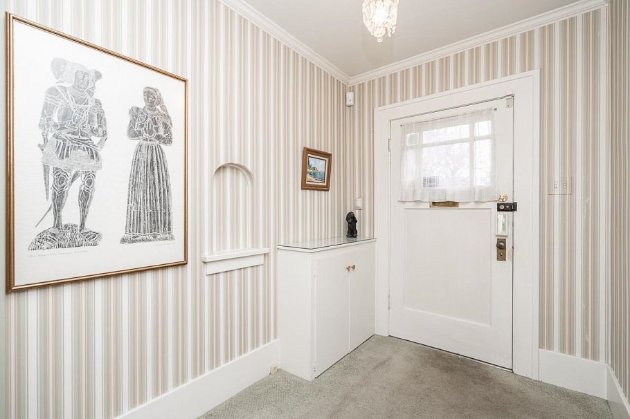 1969 W 43rd Avenue Vancouver, BC - 3