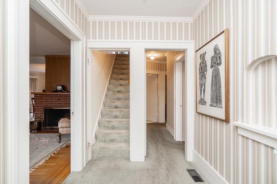 1969 W 43rd Avenue Vancouver, BC - 4