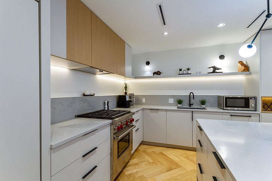 B 7061 Cypress Street Vancouver, BC - 9