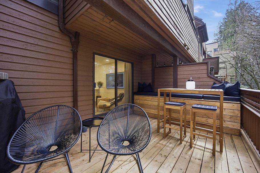 3321 Mountain Highway North Vancouver, BC - 25