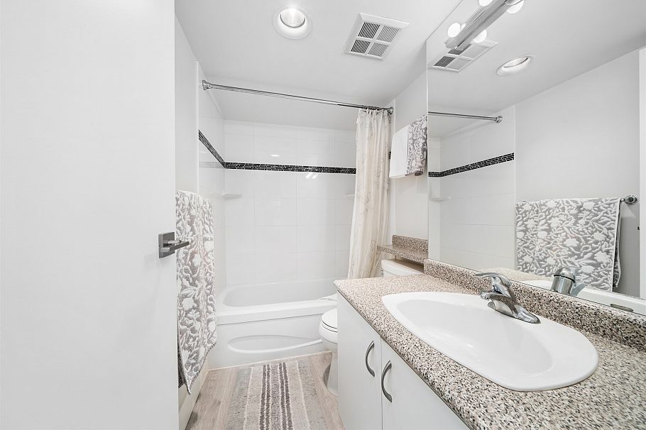 1403 1060 Alberni Street Vancouver, BC - 18