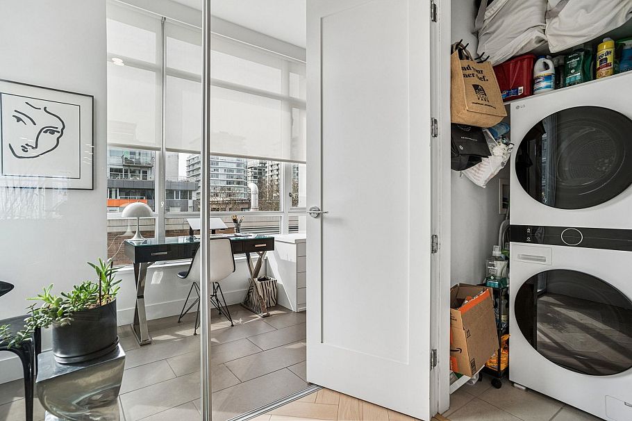 501 138 Athletes Way Vancouver, BC - 30