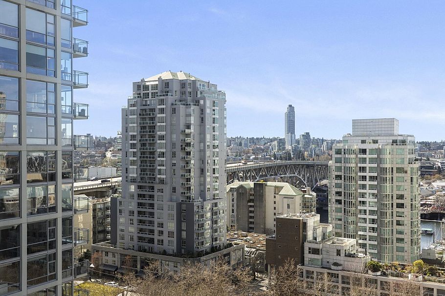 1209 888 Pacific Street Vancouver, BC - 11