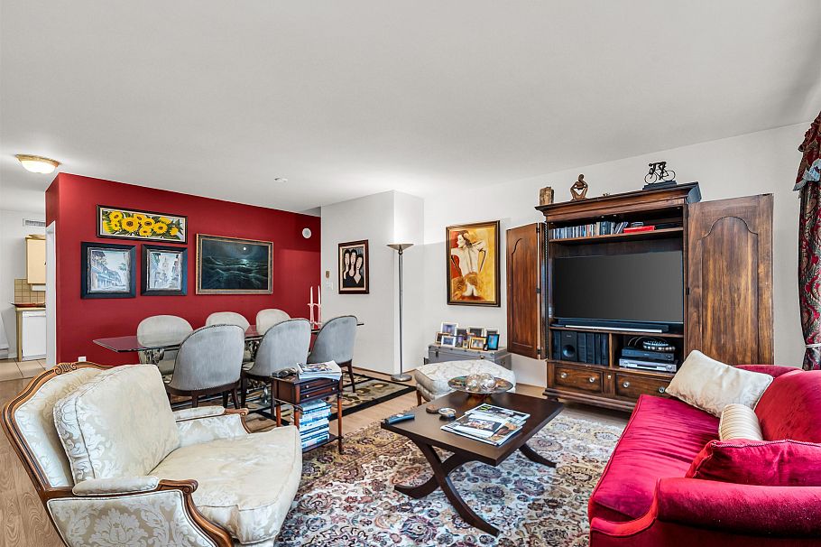 302 1311 Beach Avenue Vancouver, BC - 9