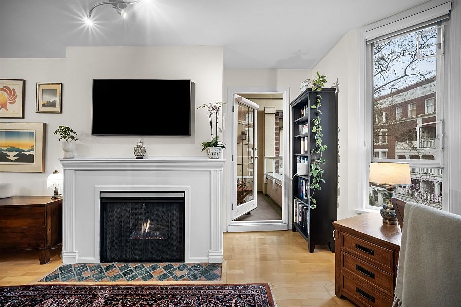 407 1230 Haro Street Vancouver, BC - 5