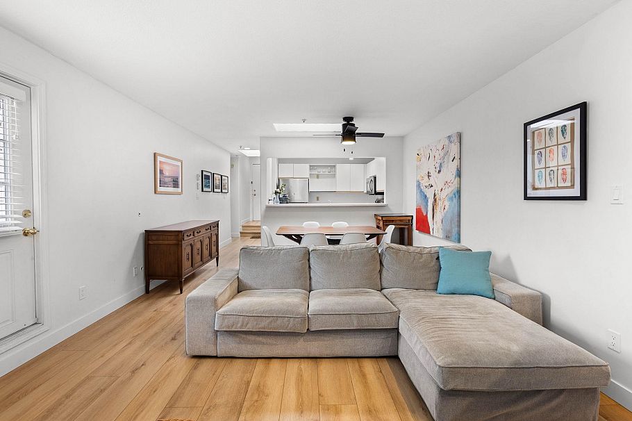 407 1950 E 11th Avenue Vancouver, BC - 9