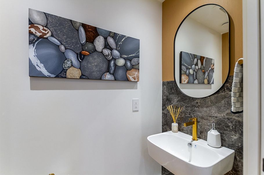 B 7061 Cypress Street Vancouver, BC - 14