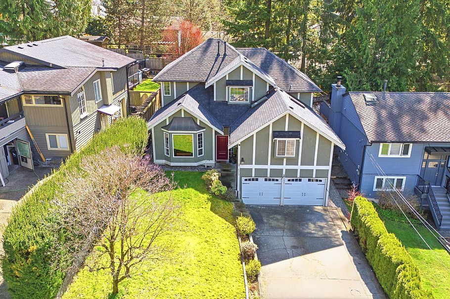 4575 Cliffmont Road North Vancouver, BC - 35