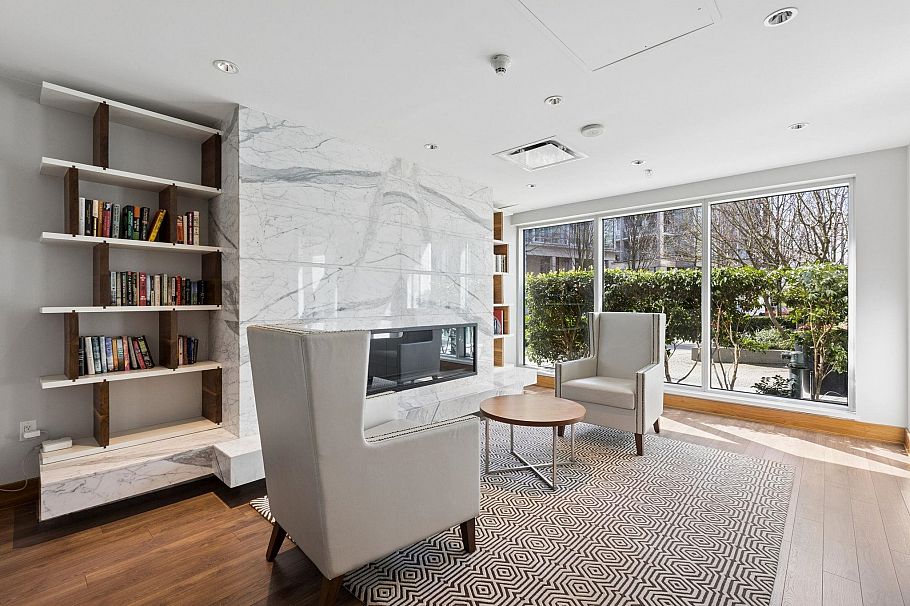 603 181 Athletes Way Vancouver, BC - 25