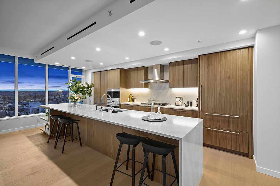 3503 1335 Howe Street Vancouver, BC - 3