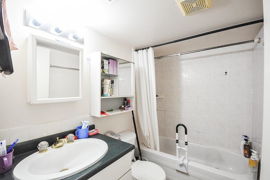 3156 Adanac Street Vancouver, BC - 37