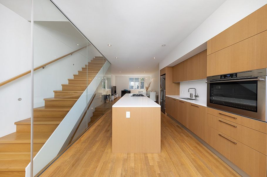 2216 Willow Street Vancouver, BC - 11