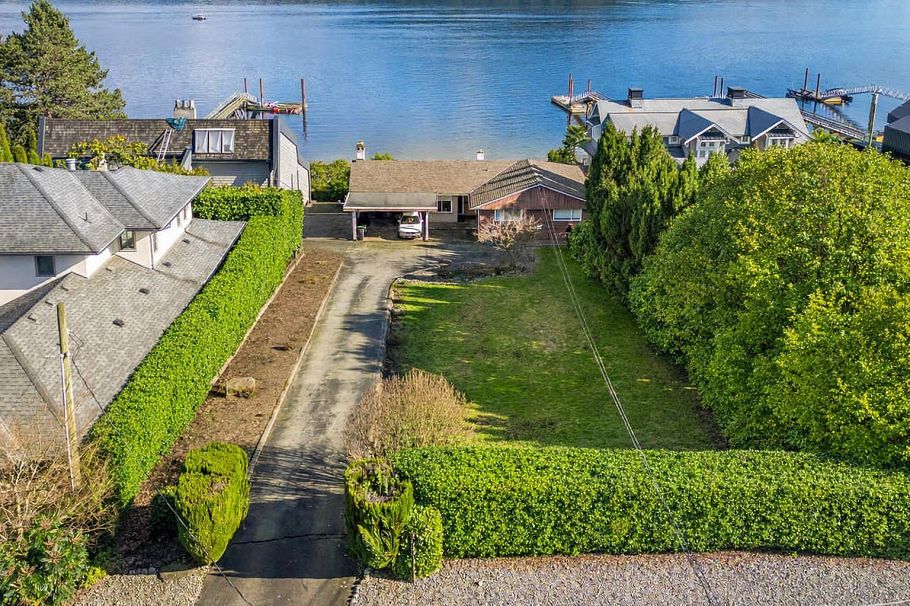 450 Beachview Drive North Vancouver, BC - 14