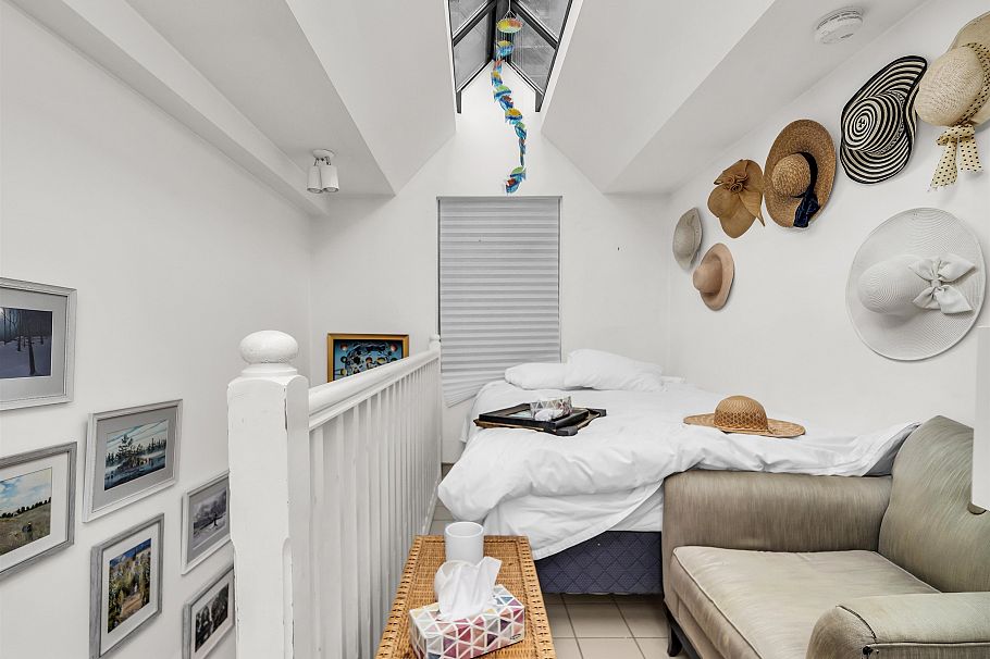 302 1311 Beach Avenue Vancouver, BC - 26