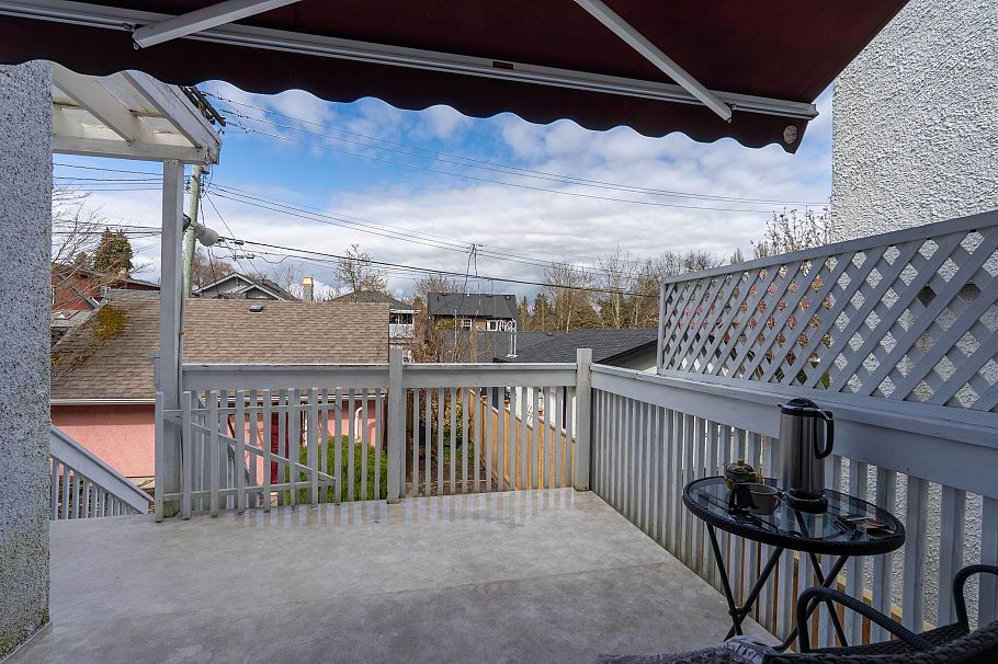 4405 W 9th Avenue Vancouver, BC - 22