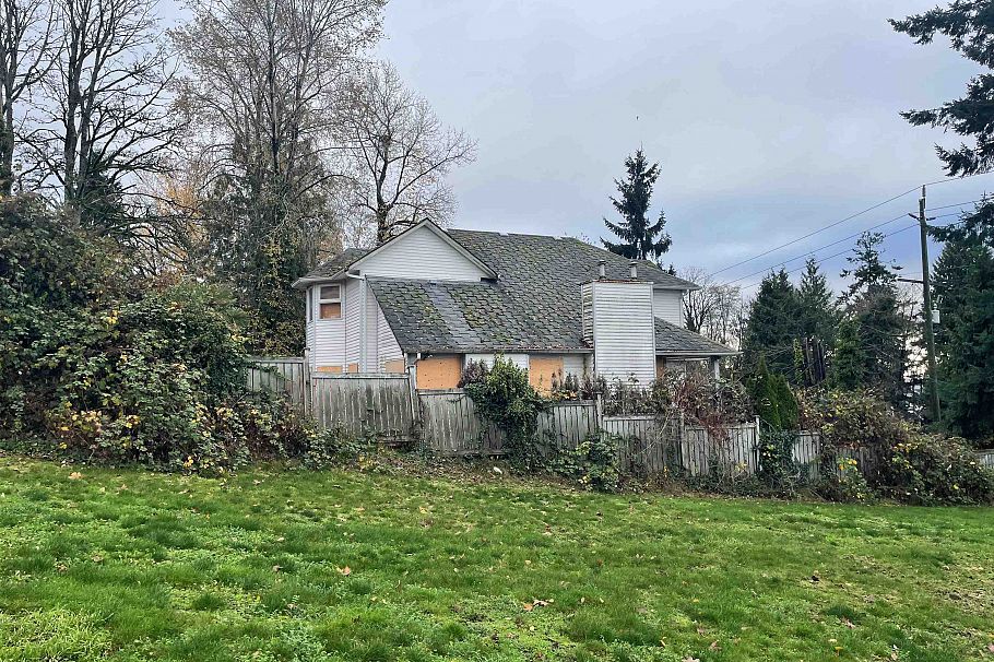 808 E 3rd Street North Vancouver, BC - 2