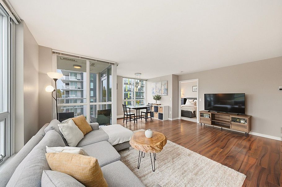 705 135 E 17th Street North Vancouver, BC - 11