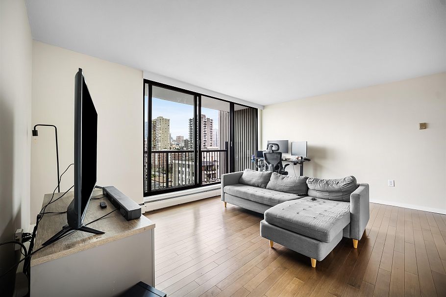 1702 1330 Harwood Street Vancouver, BC - 4